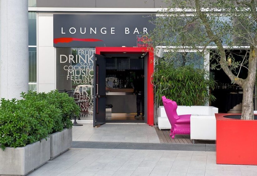 فندق Mercure Nerocubo Rovereto