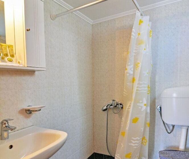 בית מלון כפרי Mimoza Rooms