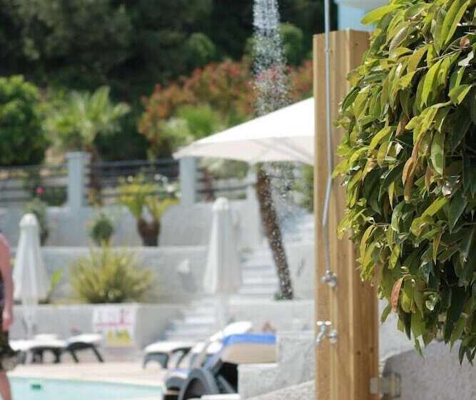 בית מלון כפרי Naftilos