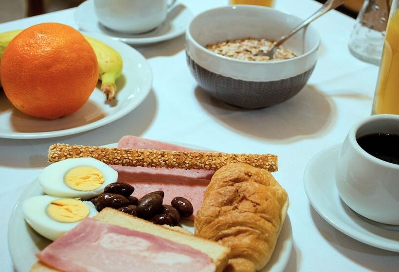 فندق Nea Metropolis