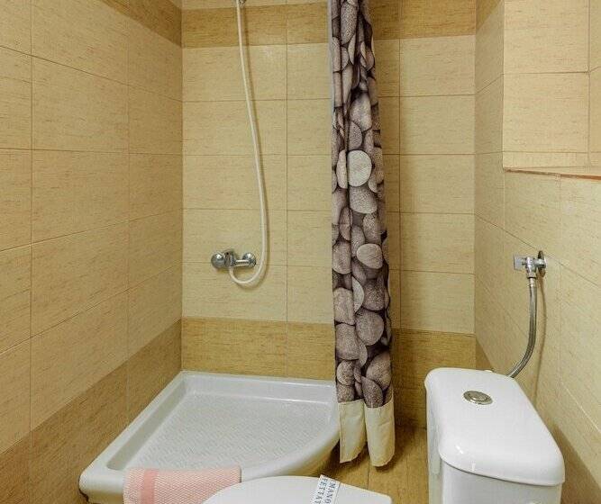 فندق Nea Metropolis