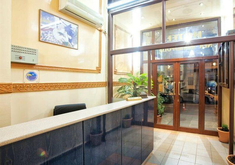 فندق Nea Metropolis