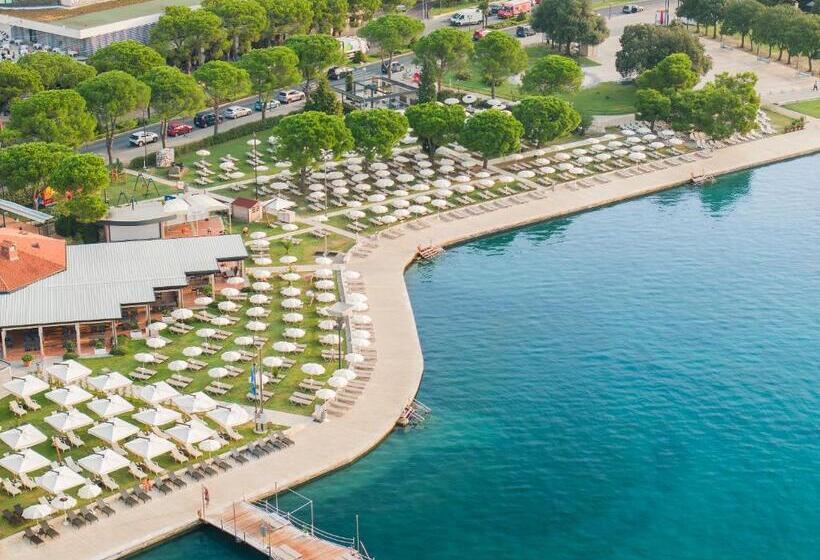 هتل Neptun Terme & Wellness Lifeclass