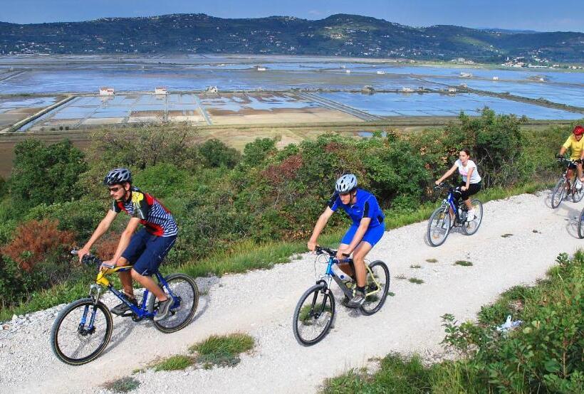 هتل Neptun Terme & Wellness Lifeclass