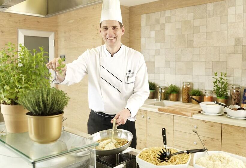 هتل Neptun Terme & Wellness Lifeclass