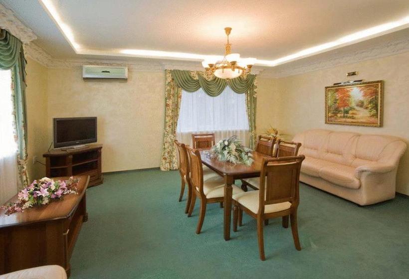 Отель Oktyabrskaya