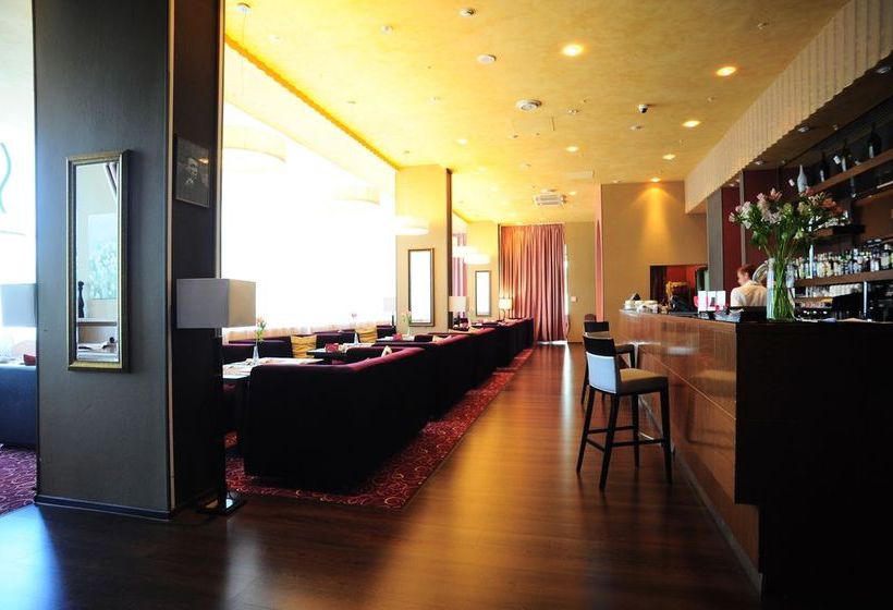 هتل Park Inn By Radisson Izhevsk