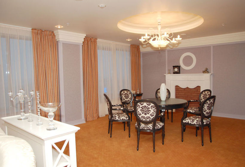 هتل Park Inn By Radisson Izhevsk