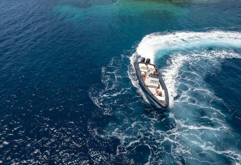 Отель Patmos Aktis, A Luxury Collection Resort & Spa, Greece