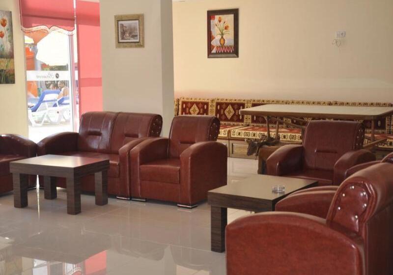 ホテル Primera  & Apart