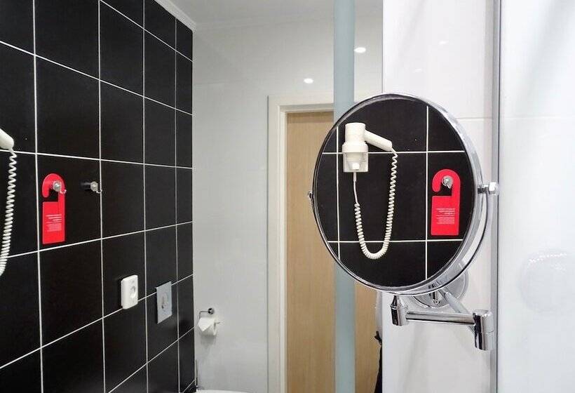 Ramada Hotel & Suites By Wyndham Alabuga