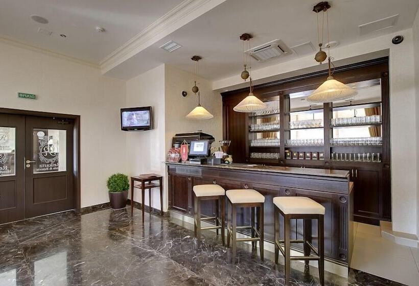 هتل Optima Collection Troitska