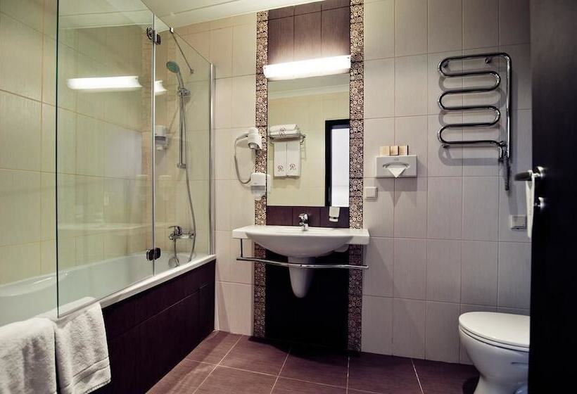 هتل Optima Collection Troitska