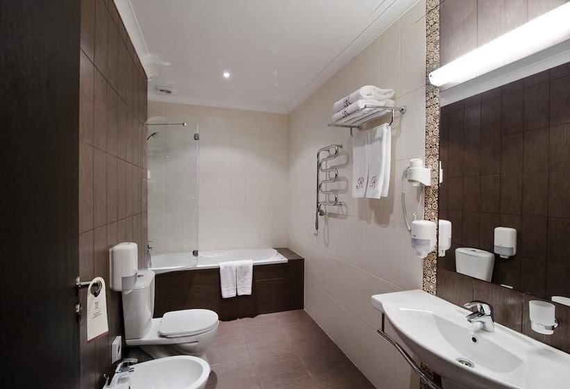 هتل Optima Collection Troitska