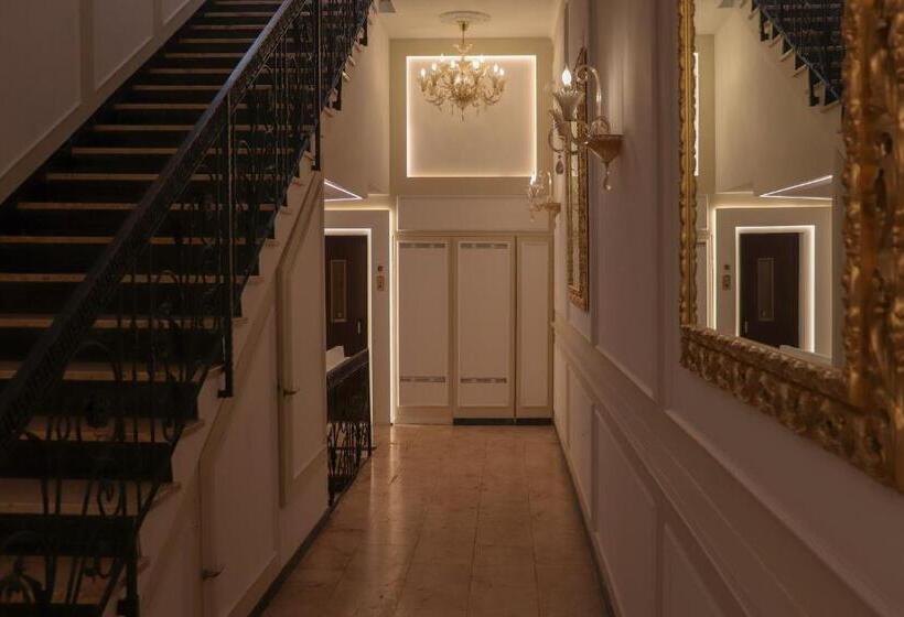 هتل Relais Bocca Di Leone