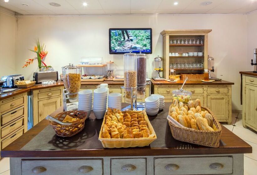 ホテル La Closerie Spa & Résidence Hôtel