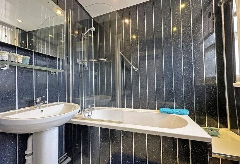 Royal Hotel Sheerness