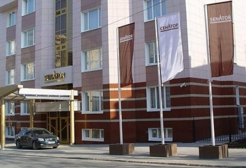 Business Hotel Senator