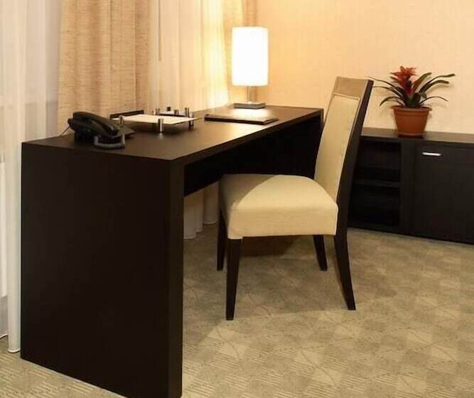 Business Hotel Senator