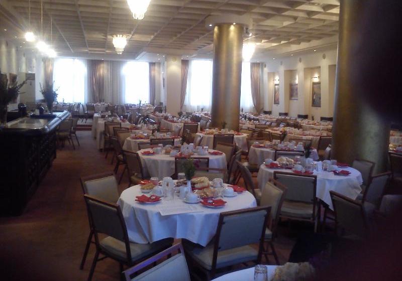 בית מלון כפרי Sparta Inn