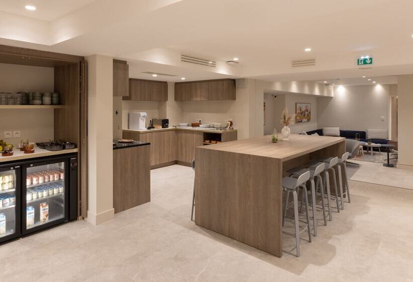 בית מלון כפרי Staybridge Suites   Cannes Centre, An Ihg