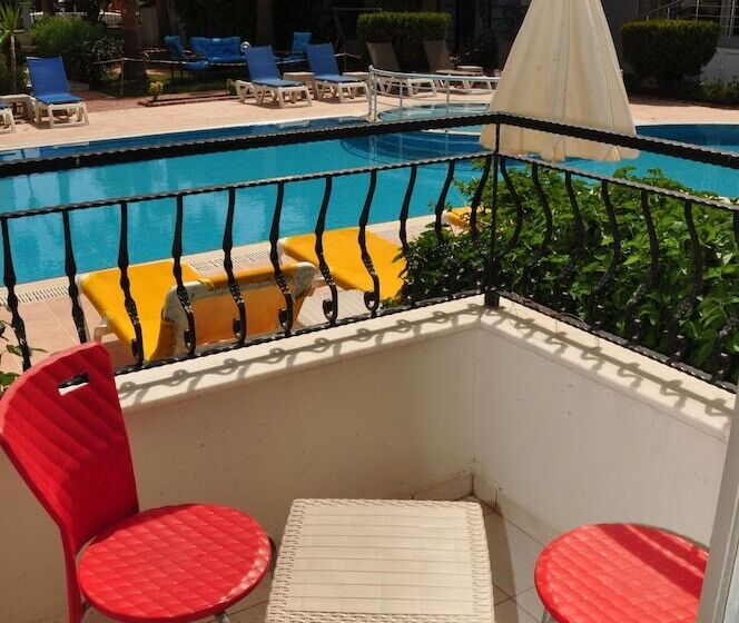 فندق Summer Rose