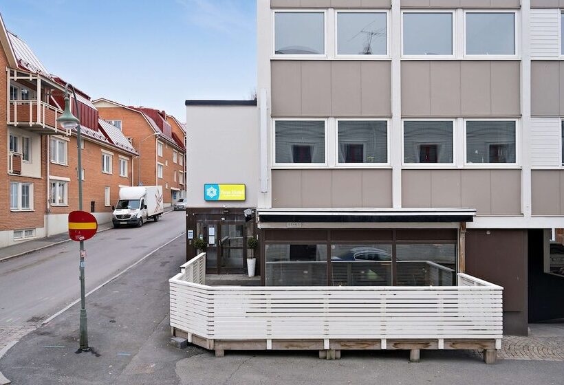 Sure Hotel By Best Western Algen