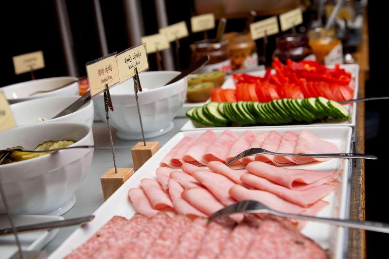 Sure Hotel By Best Western Algen