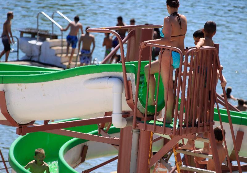 호텔 Terres De France   Les Hameaux Des Lacs