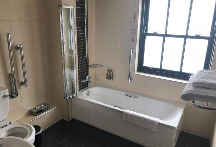 فندق The Bluebell