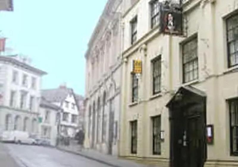 호텔 The Kings Head