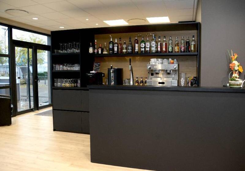 ホテル The Originals City, Hôtel Hélios, Roanne Nord