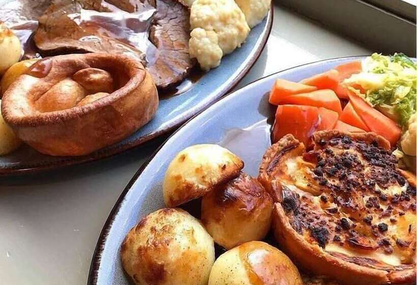 Отель The Oxnoble