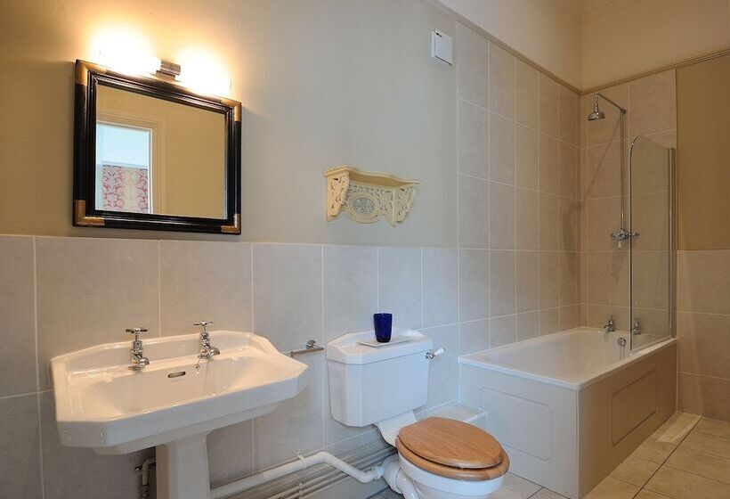 فندق The William Cecil