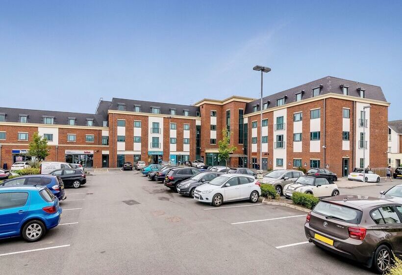 호텔 Travelodge Stratford Upon Avon