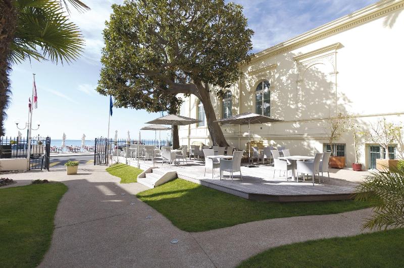 هتل Vacances Bleues Balmoral