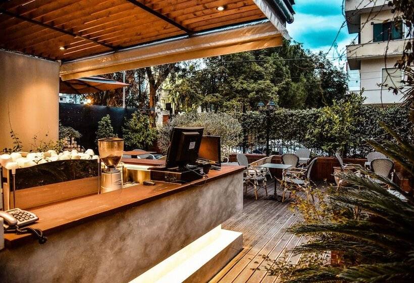 בית מלון כפרי Vh Broadway Tirana