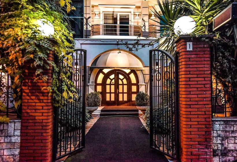 בית מלון כפרי Vh Broadway Tirana