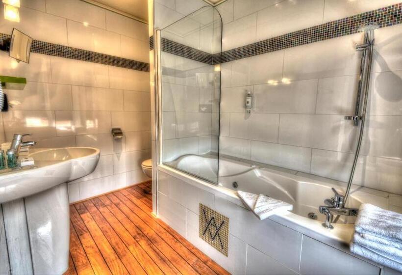 בית מלון כפרי Villa Aultia