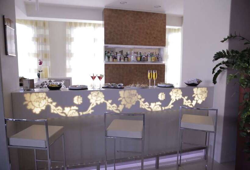 酒店 Virginia Palace