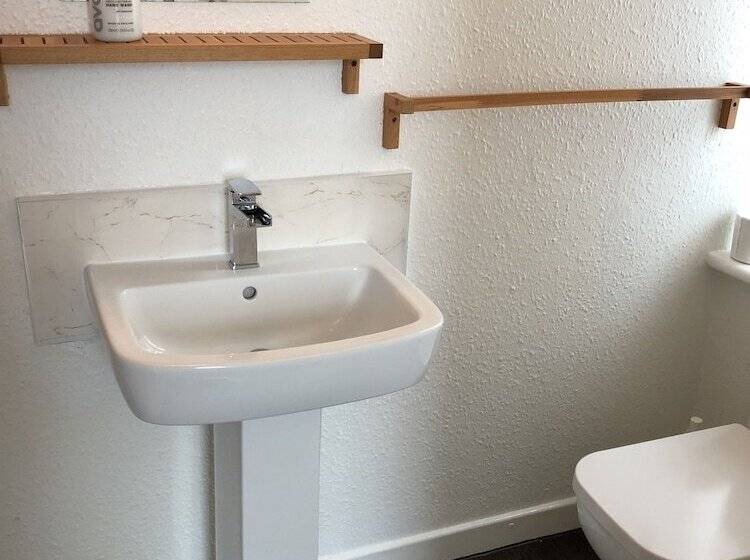 ホテル West Vale Villa