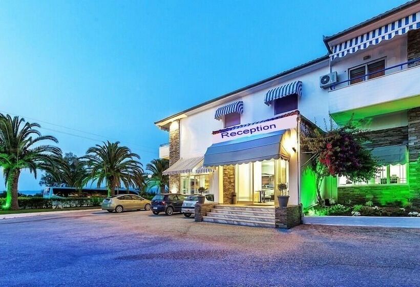 فندق Xenios Port Marina