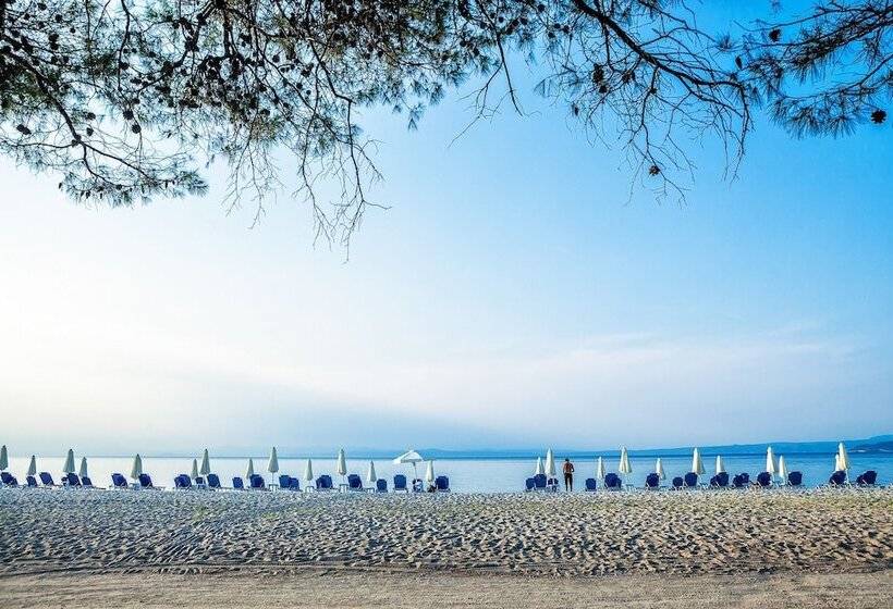 فندق Xenios Port Marina