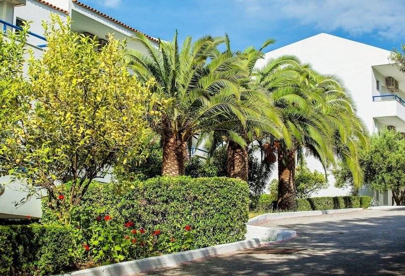 فندق Xenios Port Marina