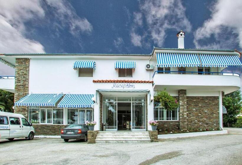 فندق Xenios Port Marina