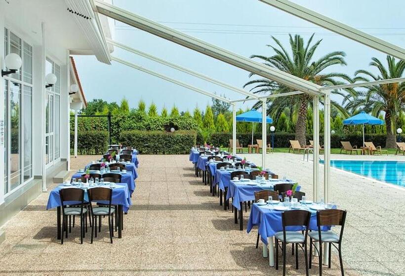 هتل Xenios Port Marina