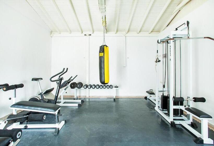 فندق Xenios Port Marina