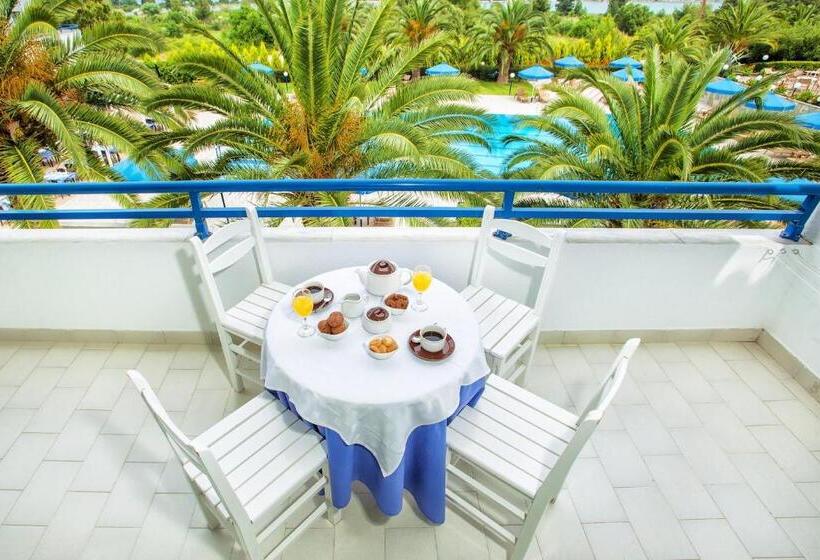 فندق Xenios Port Marina