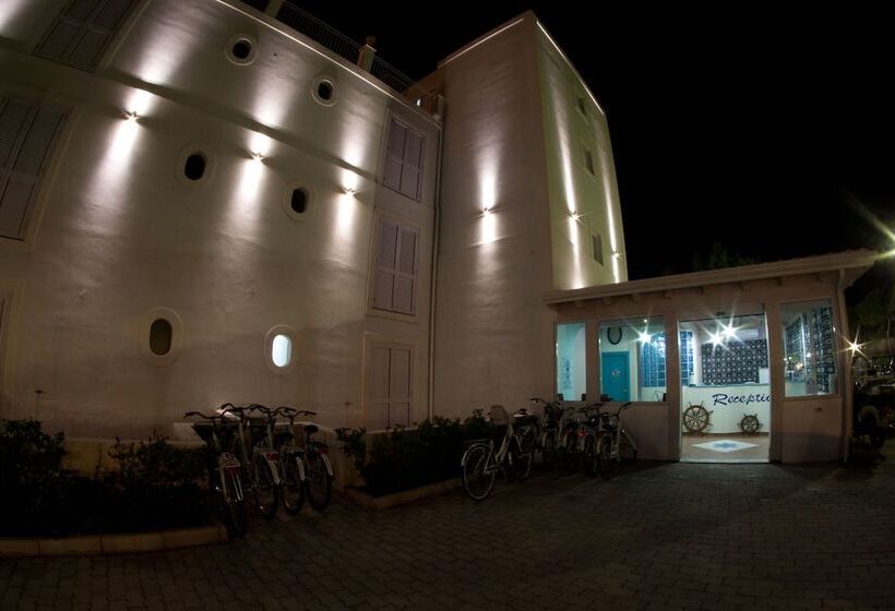 酒店 Yachting Club Mare