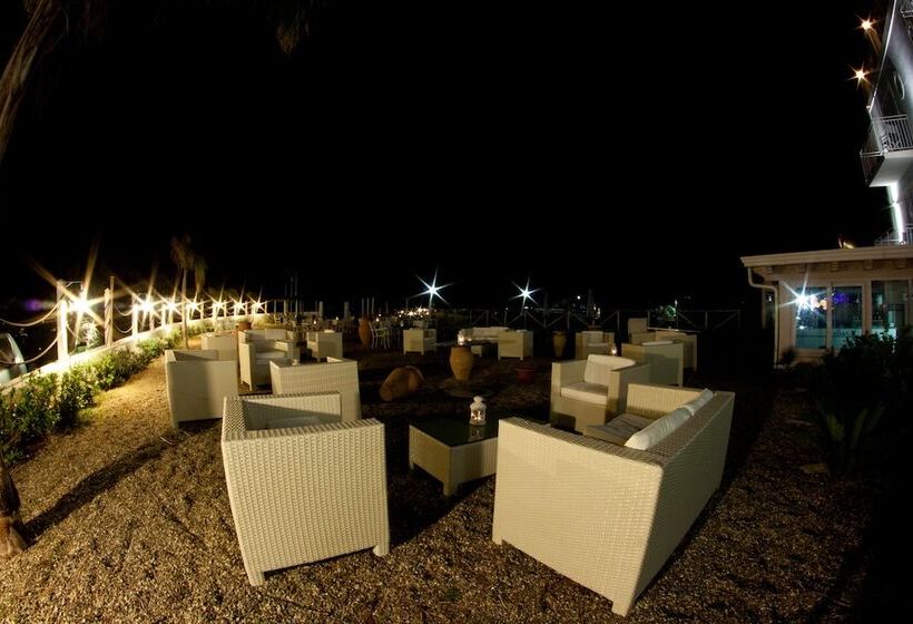 酒店 Yachting Club Mare